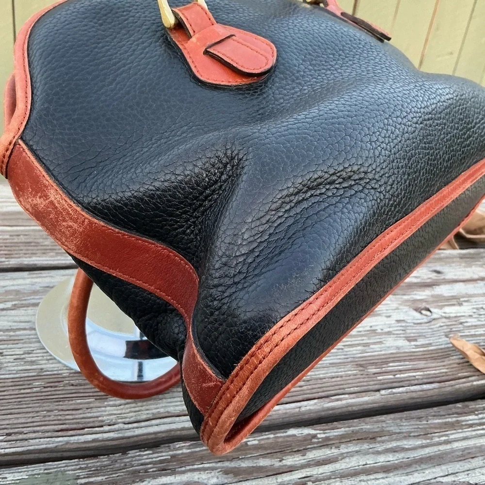 Vintage 80s Liz Claiborne Blue Pebbled Leather Handbag